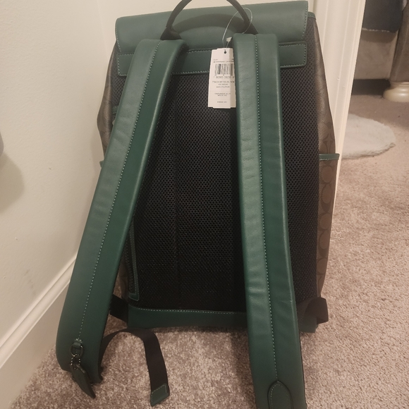 COACH- NWT Coach MEN's Track Backpack In Colorblock Signature Canvas - Picture 4 of 4